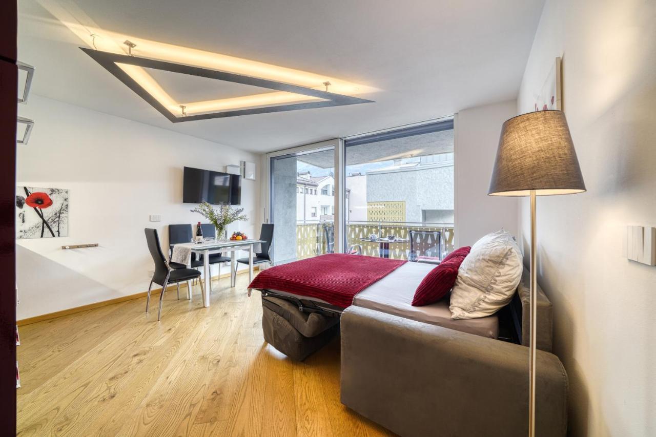 Ferienwohnung Im Zentrum ナトゥルノ エクステリア 写真